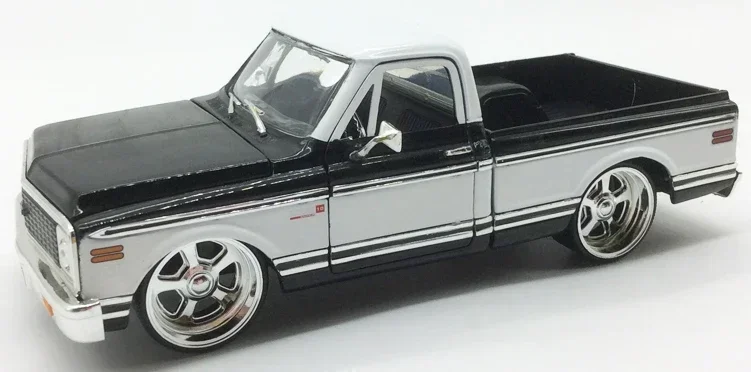 Металлическая модель автомобиля Jada 1:24 1972 Ch Pickup, высокодетализированная, из литого металла, для детей, коллекционная, подарок
Металлическая модель автомобиля Jada 1:24 1972 Ch Pickup, высокодетализированная, из литого металла, для детей, коллекционная, подарок