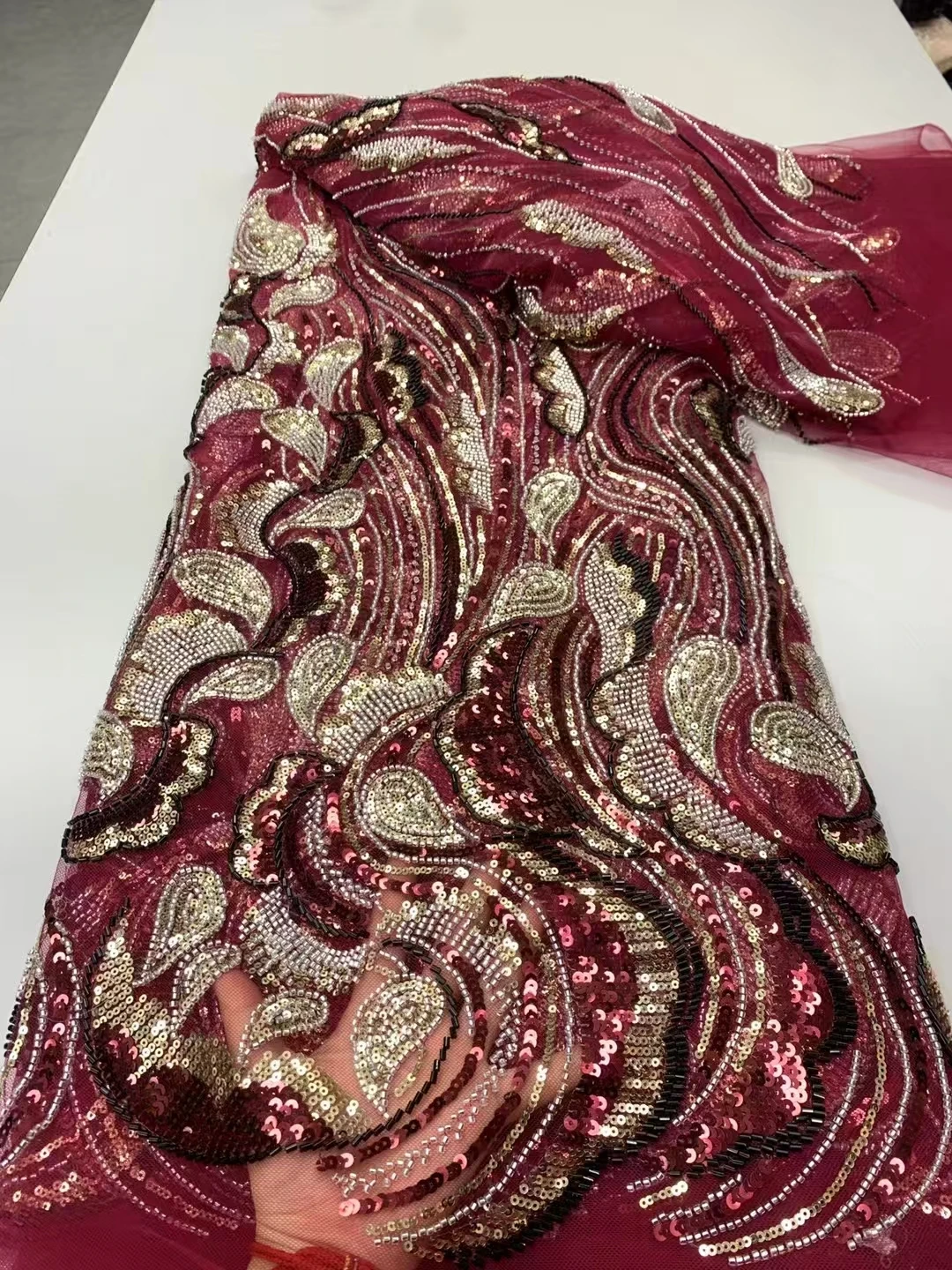French Tulle Lace Fabric Embroidery African Handmade Beaded Lace Fabric High End Material Luxury Sequins For Party Dress
French Tulle Lace Fabric Embroidery African Handmade Beaded Lace Fabric High End Material Luxury Sequins For Party Dress