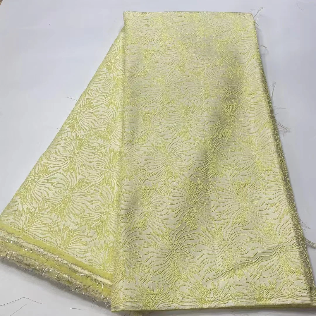 2025High Quality African Jacquard Brocade Lace Fabric French Tulle Lace Embroidery Gold line Sewing For French Tulle Dress J6208
2025High Quality African Jacquard Brocade Lace Fabric French Tulle Lace Embroidery Gold line Sewing For French Tulle Dress J6208
