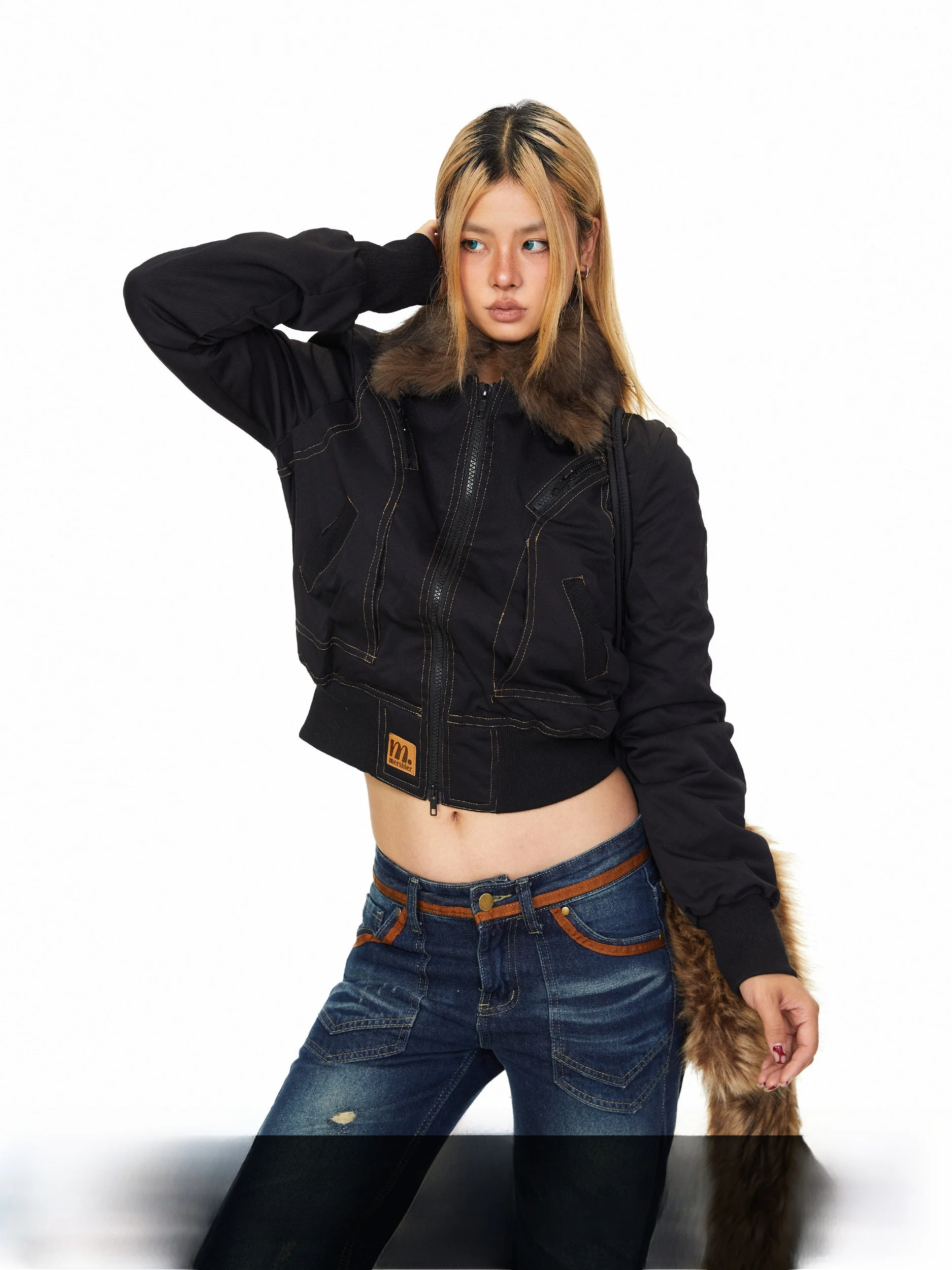 Blabb Detachable Fur Collar Jaet Thiened ort Cotton Coat Women's Winter Faionable American Design Sle Zipper Closure
Blabb Detachable Fur Collar Jaet Thiened ort Cotton Coat Women's Winter Faionable American Design Sle Zipper Closure