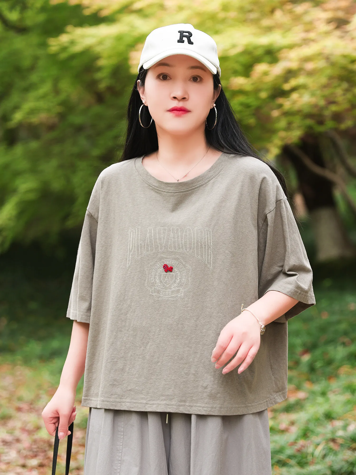 Summer New Women's T-shirt Loose Printed Commuter Round Neck Short Top
Summer New Women's T-shirt Loose Printed Commuter Round Neck Short Top