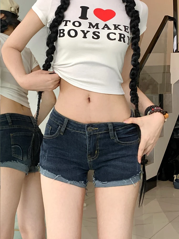 Джинсовые брюки в стиле ретро Sweet Spicy Girl Super orts, женские утягивающие брюки с заниженной талией и манжетами, маленькие размеры, американские шорты
Джинсовые брюки в стиле ретро Sweet Spicy Girl Super orts, женские утягивающие брюки с заниженной талией и манжетами, маленькие размеры, американские шорты