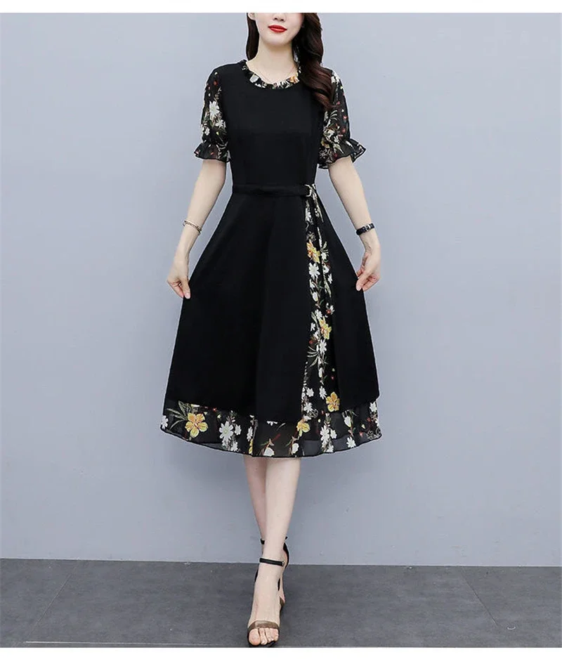 Black Floral Patchwork Midi Dress Women Summer Elegant Ruffles Short Sleeve A-Line Dresses Large Size Casual Vestidos V1288
Black Floral Patchwork Midi Dress Women Summer Elegant Ruffles Short Sleeve A-Line Dresses Large Size Casual Vestidos V1288