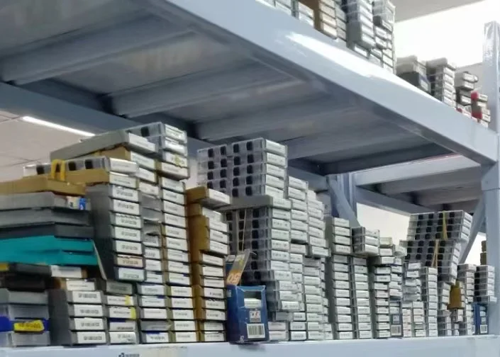 Hard alloy cutting blades DGL2202C-6D IC908
Hard alloy cutting blades DGL2202C-6D IC908