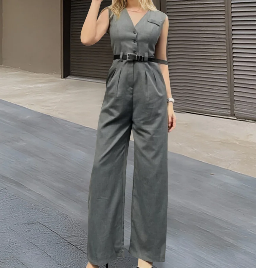 Jumpsuit Women 2025 Spring New Solid Color V-Neck Sleeveless High Waist Pocket Design Temperament Commuting Wide Leg Jumpsuit
Jumpsuit Women 2025 Spring New Solid Color V-Neck Sleeveless High Waist Pocket Design Temperament Commuting Wide Leg Jumpsuit