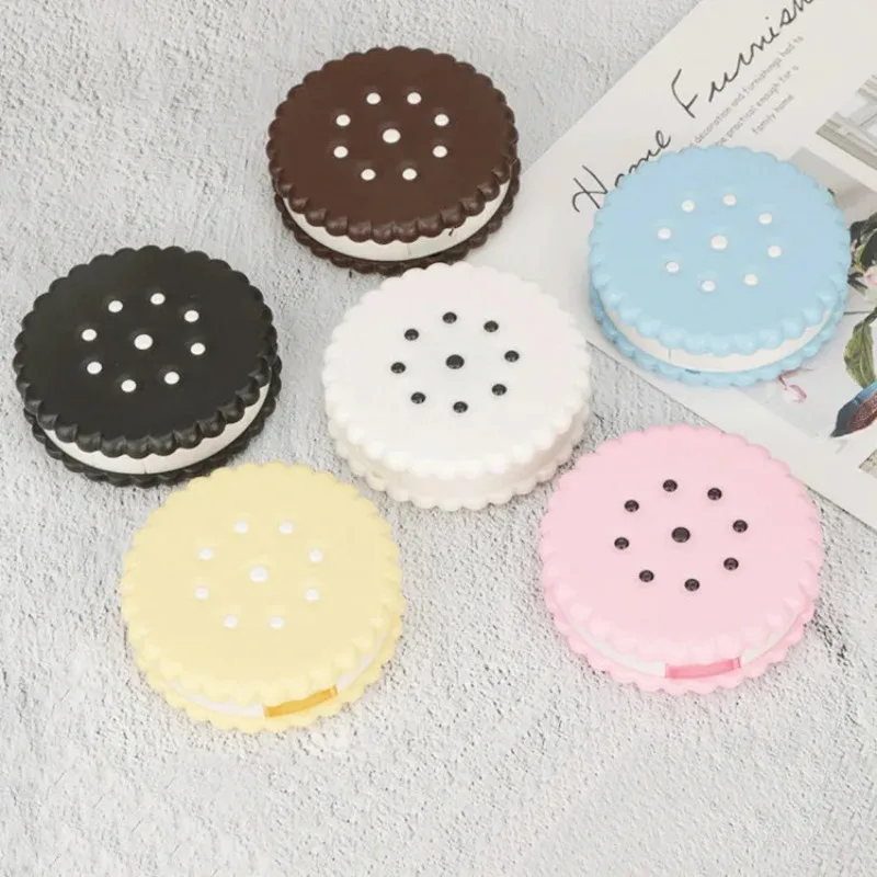Contact Lens Box Compact and Cute Contact Lens Sandwich Biscuit Portable Dual Box
Contact Lens Box Compact and Cute Contact Lens Sandwich Biscuit Portable Dual Box