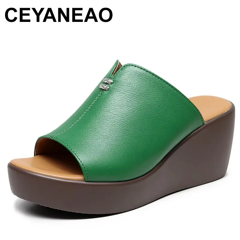 2025 Summer Fish Mouth Genuine Leather Slipper Wedges Sandals Outer Wear Non-slip Comfort Platform Slippers
2025 Summer Fish Mouth Genuine Leather Slipper Wedges Sandals Outer Wear Non-slip Comfort Platform Slippers