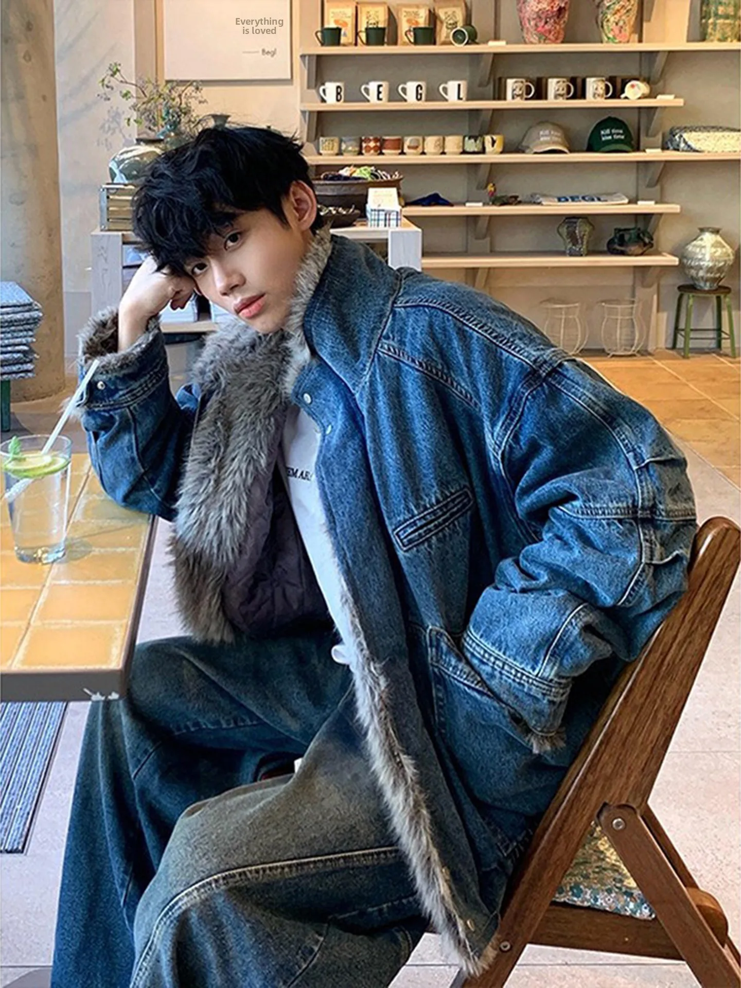 Мужская джинсовая хлопковая куртка в стиле ретро, зимняя спецодежда Thiened, теплая молодежная хлопковая куртка на молнии с застежкой-молнией
Мужская джинсовая хлопковая куртка в стиле ретро, зимняя спецодежда Thiened, теплая молодежная хлопковая куртка на молнии с застежкой-молнией