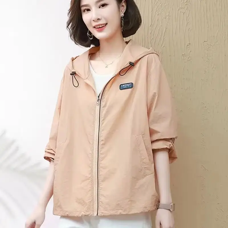 2026 Fashion Women's Sunscreen Clothing New Summer Autumn Thin Coat Ventilate Hooded Casual Short Jacket Female Outerwear Topas
2026 Fashion Women's Sunscreen Clothing New Summer Autumn Thin Coat Ventilate Hooded Casual Short Jacket Female Outerwear Topas