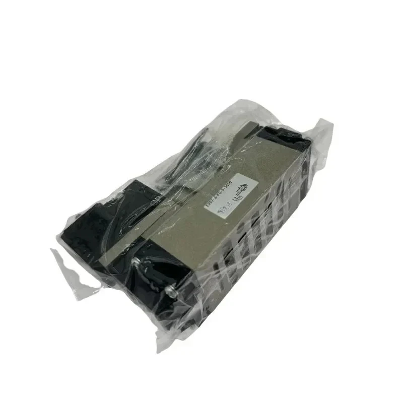 SMC Solenoid Control Device M12 Connector ISO Standard EVS7-8-FG-S-3CV0
SMC Solenoid Control Device M12 Connector ISO Standard EVS7-8-FG-S-3CV0