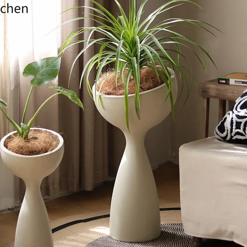flower pot shopping mall, light luxury and high-end floor-to-ceiling high-footed flower ware, soft decoration ornament
flower pot shopping mall, light luxury and high-end floor-to-ceiling high-footed flower ware, soft decoration ornament