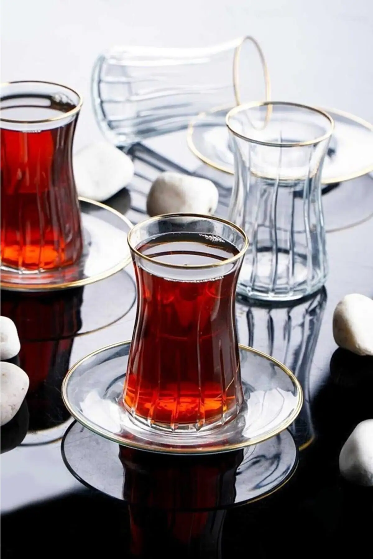 DOLBOVI Gülfem 6 Personality Gold Stamping Cutting Glass Tea Set 11872 Turkish Tea Glass Cup
DOLBOVI Gülfem 6 Personality Gold Stamping Cutting Glass Tea Set 11872 Turkish Tea Glass Cup