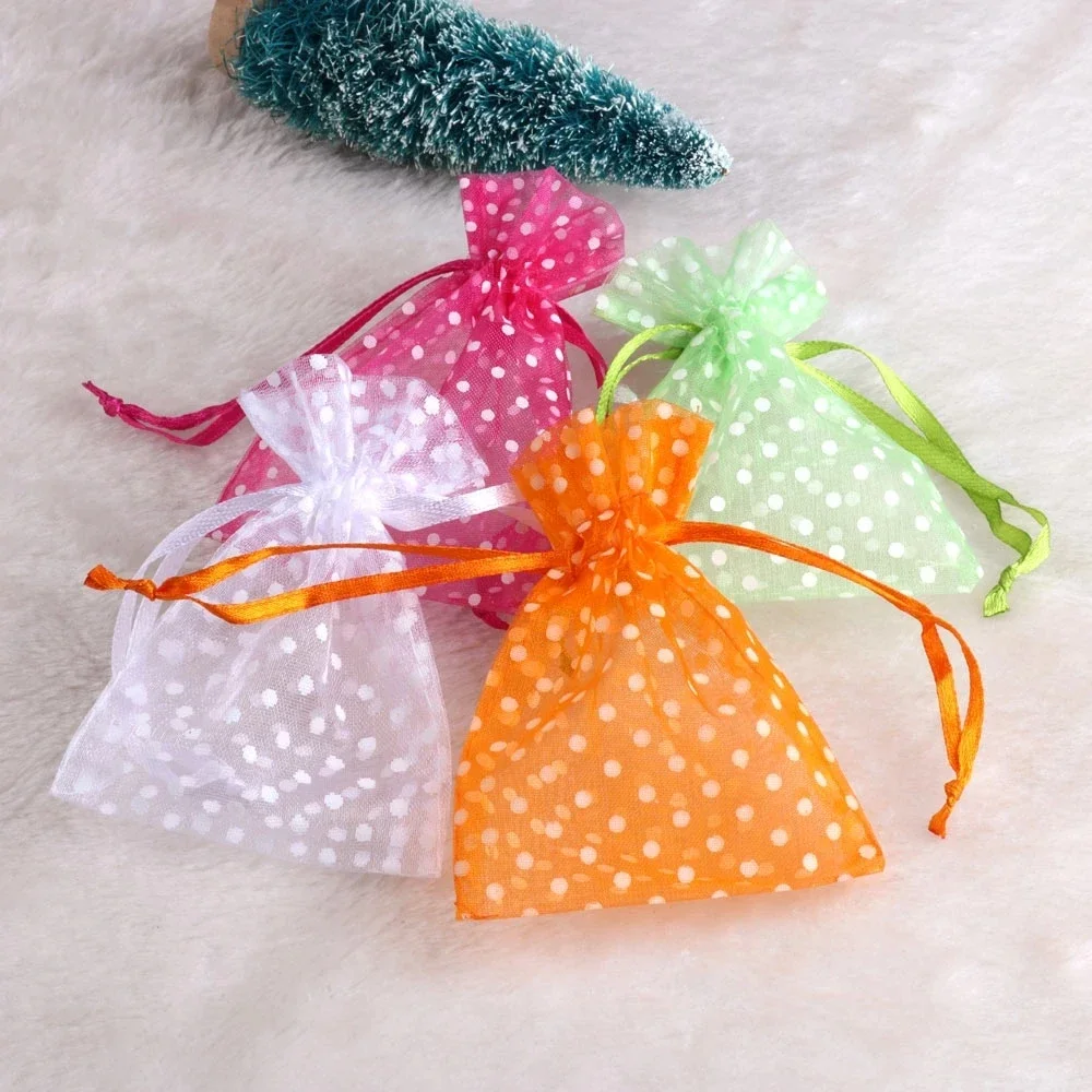 New 200pcs/Lot 7X9cm Wave Point Organza Bags Drawstring Pouch Gift Storage Wedding Candy Gift Jewelry Packaging Bags
New 200pcs/Lot 7X9cm Wave Point Organza Bags Drawstring Pouch Gift Storage Wedding Candy Gift Jewelry Packaging Bags