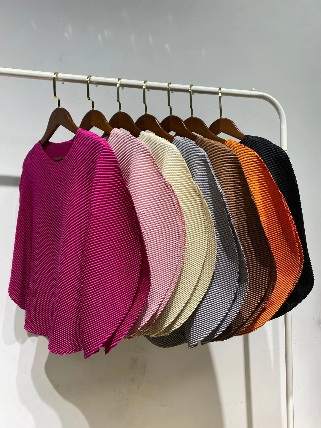 High-End Fabric Fi Sc Batwing Sve Top Women's T-irt Cotton 00% Moisture ng ort Sve round Ne Summer
High-End Fabric Fi Sc Batwing Sve Top Women's T-irt Cotton 00% Moisture ng ort Sve round Ne Summer