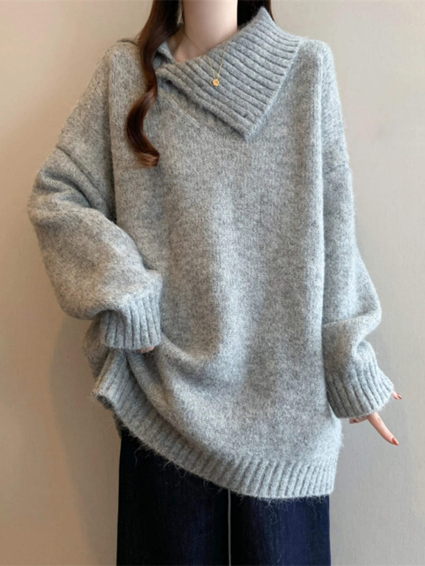 Women's Knitted Base Shirt Sweater Spring Autumn Large Size Loose Mid-Length Butt Covering Top Comfortable Casual Commute Style
Women's Knitted Base Shirt Sweater Spring Autumn Large Size Loose Mid-Length Butt Covering Top Comfortable Casual Commute Style