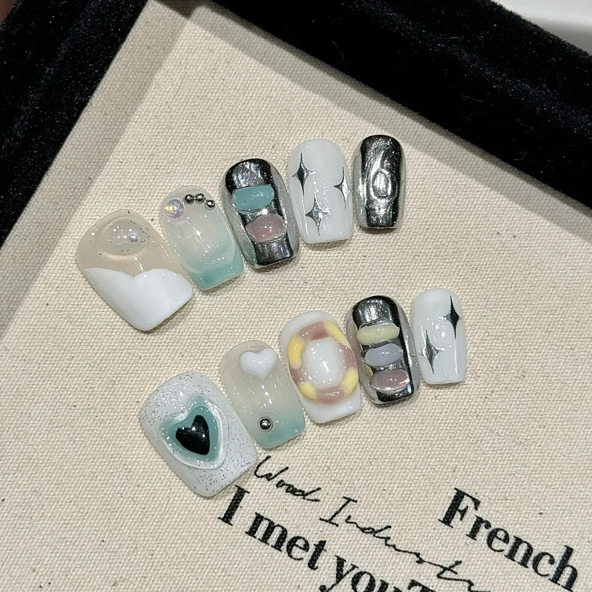 10Pcs Handmade Press on Nails Full Cover Shiny Metal Design French Short Square Cute Ballet Fake Nails Wearable Manicure Tip Art
10Pcs Handmade Press on Nails Full Cover Shiny Metal Design French Short Square Cute Ballet Fake Nails Wearable Manicure Tip Art