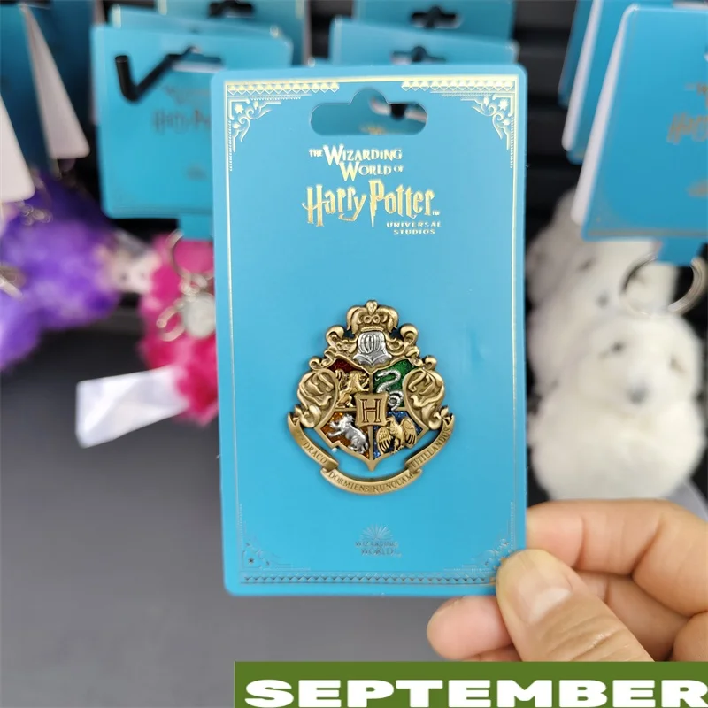 Universal Studios Beijing Harry Potter House & Wizard Badges Kids' Birthday Gift Souvenir
Universal Studios Beijing Harry Potter House & Wizard Badges Kids' Birthday Gift Souvenir
