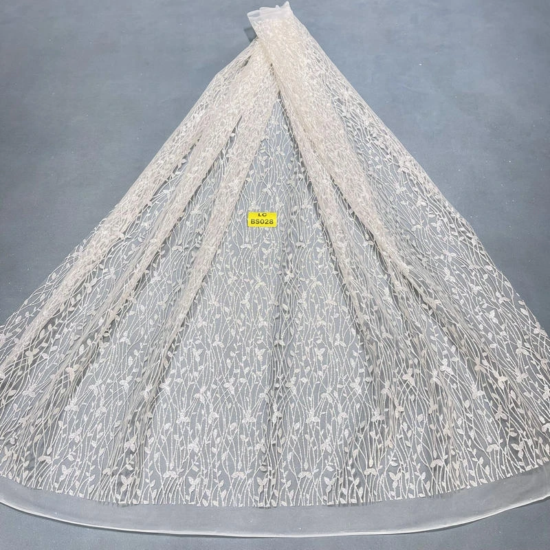 5 Yards White Fadhion Patterned Wedding Dress Fabric with Mesh Gold Spray Lace 150cm Wedding Party Spray gold Tull fabric
5 Yards White Fadhion Patterned Wedding Dress Fabric with Mesh Gold Spray Lace 150cm Wedding Party Spray gold Tull fabric