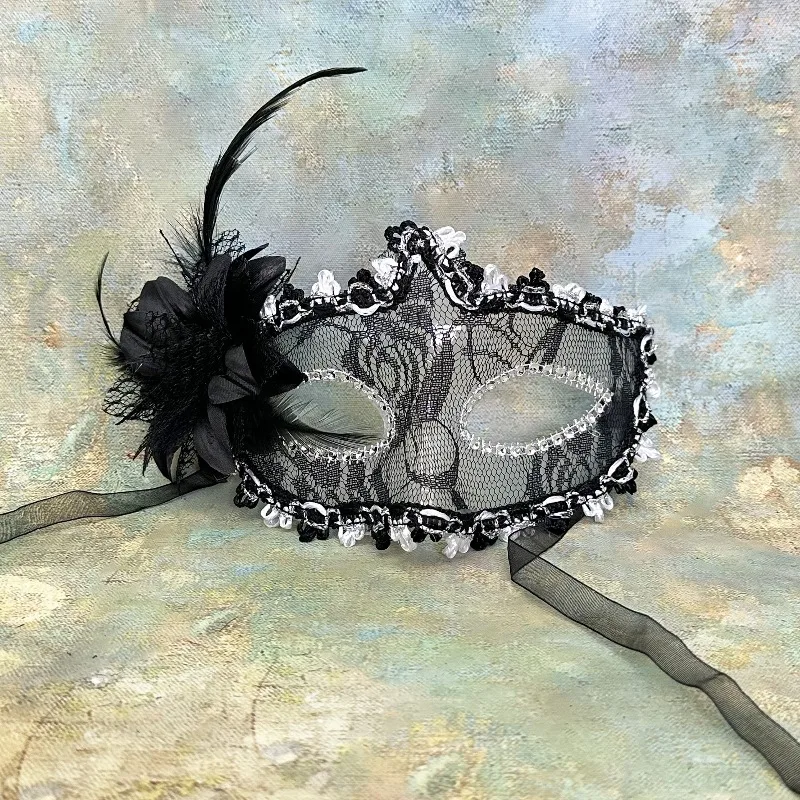 Sexy Lace Flower Mask (Handmade with slight flaws is normal) Halloween Sexy Mask Women's Decorative Ornament Premium Masquerade Party Half Face Mask, V-Shape Face Blushing Terror Mask
Sexy Lace Flower Mask (Handmade with slight flaws is normal) Halloween Sexy Mask Women's Decorative Ornament Premium Masquerade Party Half Face Mask, V-Shape Face Blushing Terror Mask