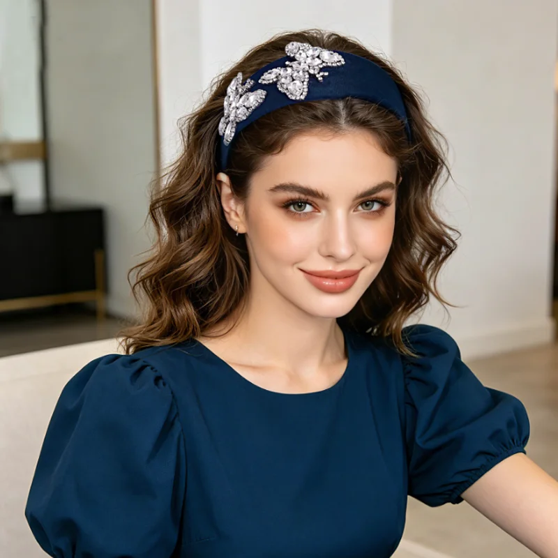 Handmade Double Butterfly Crystal Diamond Headband for Women Gold Velvet Wide Edge Hair Hoop Hairbands Wedding Hair Accessory
Handmade Double Butterfly Crystal Diamond Headband for Women Gold Velvet Wide Edge Hair Hoop Hairbands Wedding Hair Accessory