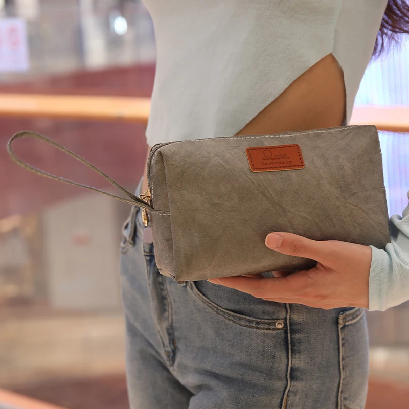 DuPont paper waterproof portable cosmetic bag retro travel kraft paper storage bag student coin purse
DuPont paper waterproof portable cosmetic bag retro travel kraft paper storage bag student coin purse