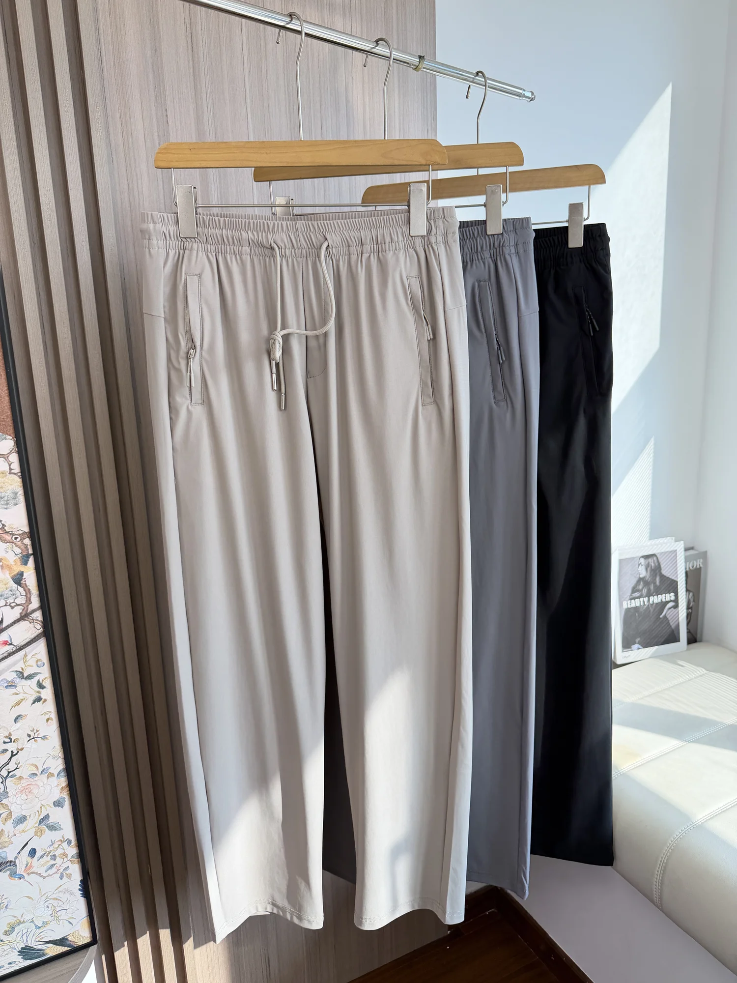 Cool Feeling Stretchy Sports Casual Pants Men's Lightweight Breathable Elastic Waist Comfortable Summer Leisure Trousers
Cool Feeling Stretchy Sports Casual Pants Men's Lightweight Breathable Elastic Waist Comfortable Summer Leisure Trousers