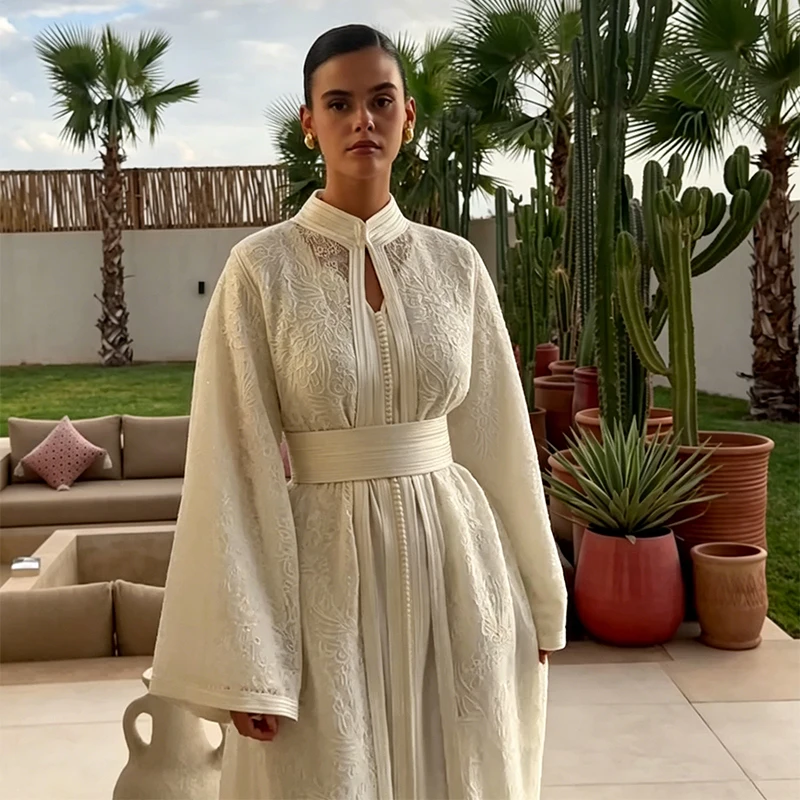 Luxury White Embroidered Moroccan Caftan Abaya For Women Belted Long Sleeve Maxi Dress Dubai Muslim Formal Evening Gown
Luxury White Embroidered Moroccan Caftan Abaya For Women Belted Long Sleeve Maxi Dress Dubai Muslim Formal Evening Gown