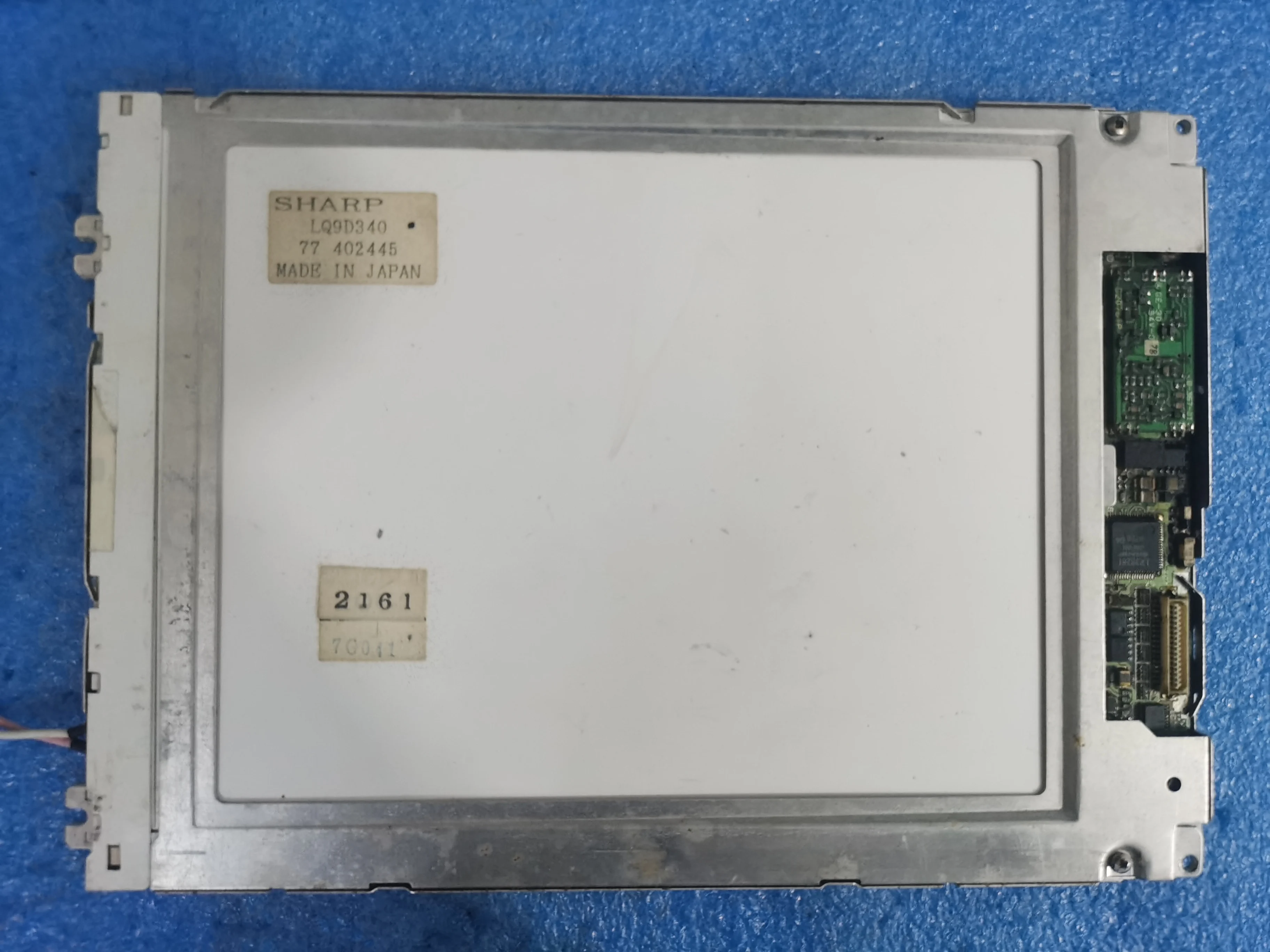 Original LQ9D340 8.4 inch industrial LCD screen, tested in stock LQ9D340H LQ9D345 LQ084V1DG21
Original LQ9D340 8.4 inch industrial LCD screen, tested in stock LQ9D340H LQ9D345 LQ084V1DG21