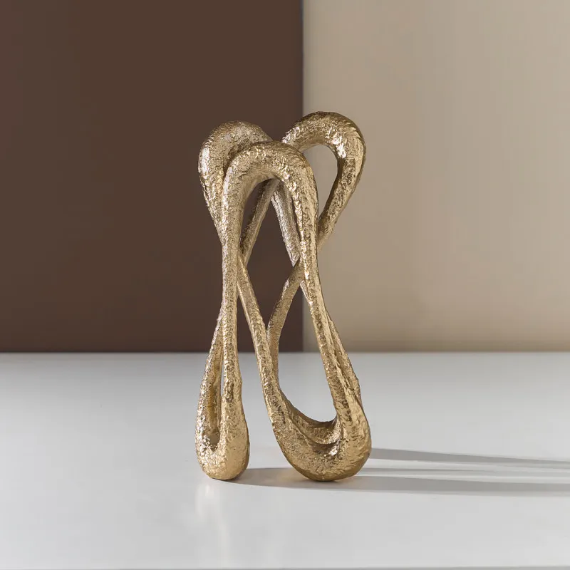 Indian European light luxury old gold metal special-shaped ornaments, high-end gilt sculpture decorations
Indian European light luxury old gold metal special-shaped ornaments, high-end gilt sculpture decorations
