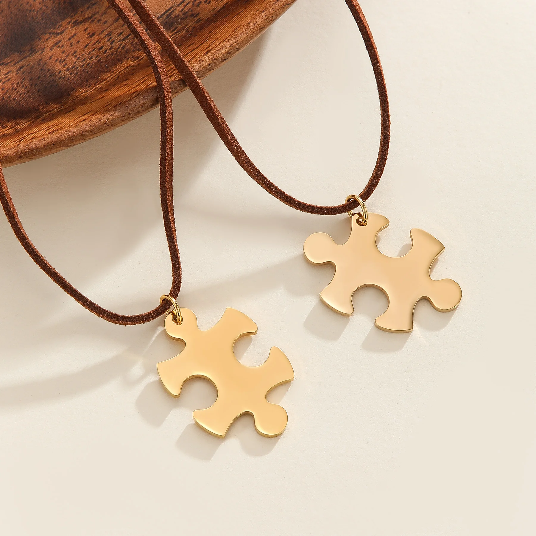 Персонализированное ожерелье-головоломка из нержавеющей стали для женщин, ожерелье с подвеской в виде даты и пары, рождественские ювелирные изделия, подарки
Персонализированное ожерелье-головоломка из нержавеющей стали для женщин, ожерелье с подвеской в виде даты и пары, рождественские ювелирные изделия, подарки