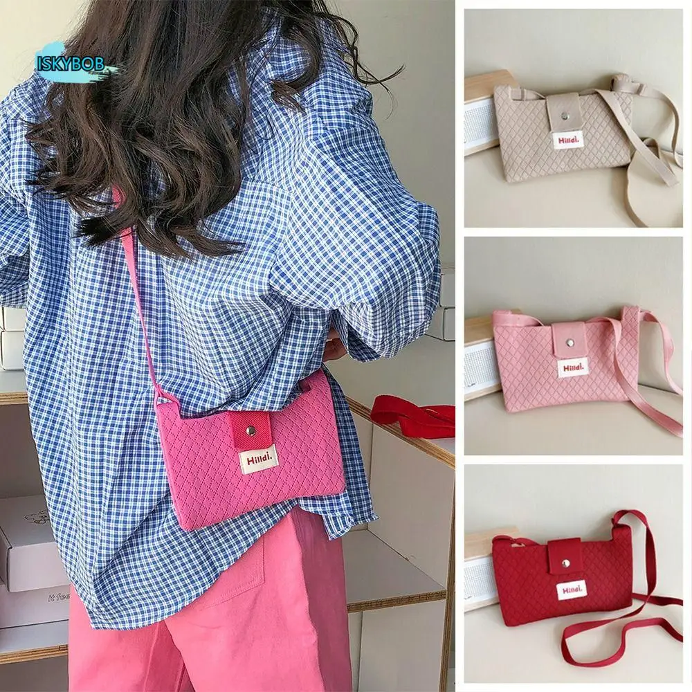 Simple Summer Hand Knitted Bag Mini Casual Knit Shoulder Bag Handmade Multicolor Beach Bag for Women
Simple Summer Hand Knitted Bag Mini Casual Knit Shoulder Bag Handmade Multicolor Beach Bag for Women