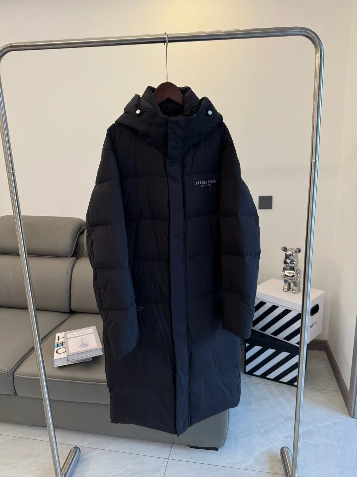 Ультратеплая зимняя куртка-пуховик с капюшоном для мужчин и женщин, повседневная, из нейлоновой ткани, для холодной погоды
Ультратеплая зимняя куртка-пуховик с капюшоном для мужчин и женщин, повседневная, из нейлоновой ткани, для холодной погоды