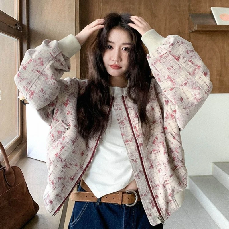 Women's Korean Style Fashion Print Jacket 2025 Autumn New Loose Baseball Coat Trendy Harajuku Loose Outerwear
Women's Korean Style Fashion Print Jacket 2025 Autumn New Loose Baseball Coat Trendy Harajuku Loose Outerwear