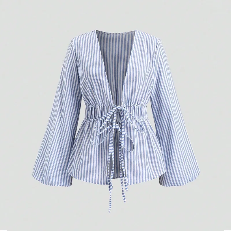 2025 New Autumn Women's Spliced V-neck Temperament Striped Long-sleeved Lace-up Shirt
2025 New Autumn Women's Spliced V-neck Temperament Striped Long-sleeved Lace-up Shirt