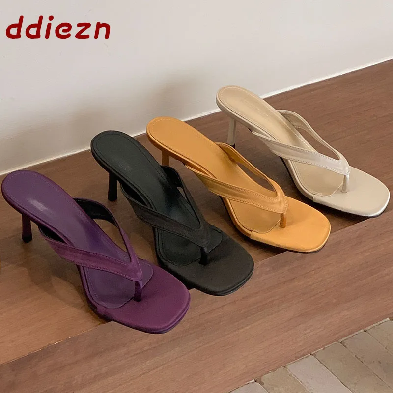 Fashion Square Toe Women Flip Flops Slippers Thin Heels Female Beach Slides Sandals Slippers Shoes For Ladies New In Summer
Fashion Square Toe Women Flip Flops Slippers Thin Heels Female Beach Slides Sandals Slippers Shoes For Ladies New In Summer