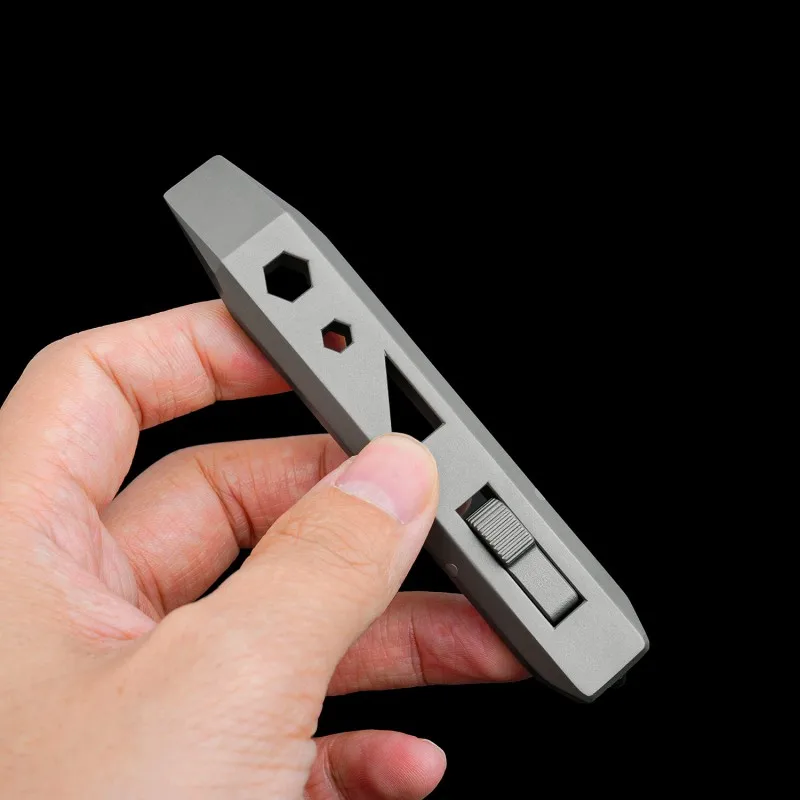 Titanium Alloy Multifunctional Crowbar 98mm Length Pry Bar Bottle Opener Wrench Outdoor Tools Window Breaker
Titanium Alloy Multifunctional Crowbar 98mm Length Pry Bar Bottle Opener Wrench Outdoor Tools Window Breaker