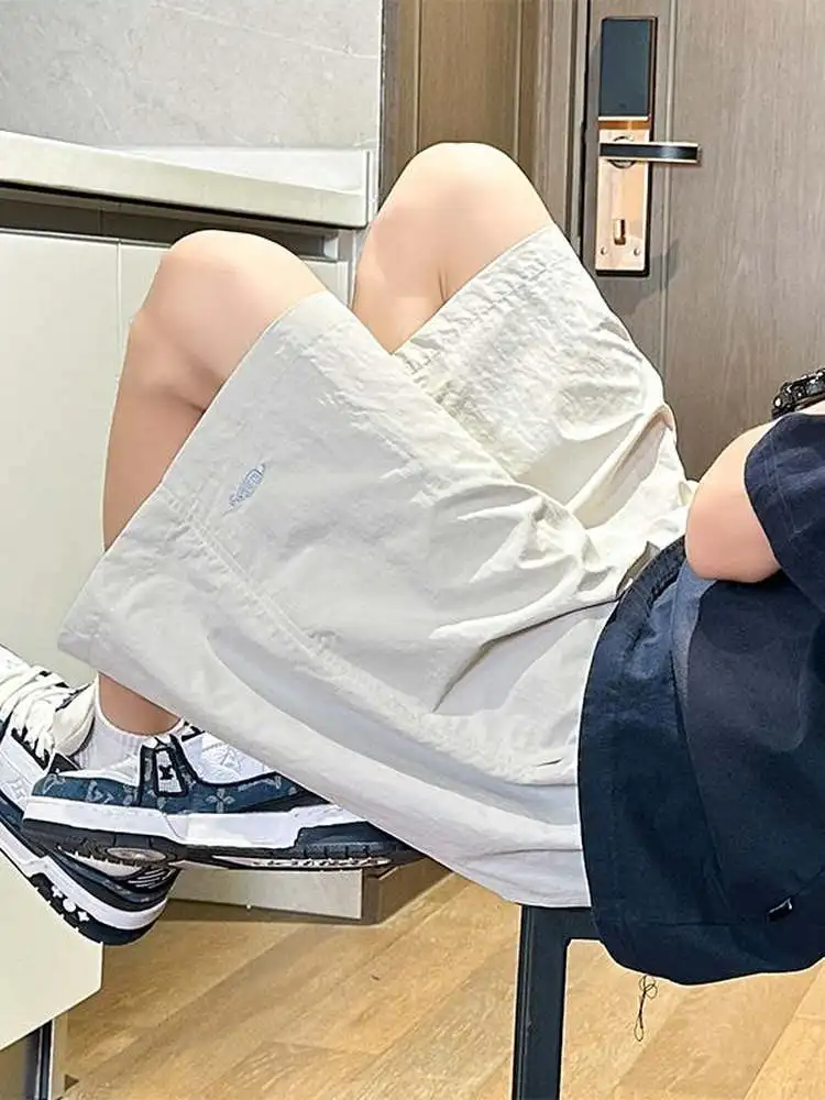 Ледяной шелк для мальчиков, летние тонкие спортивные повседневные брюки с прямыми штанинами пяти четвертей для младших и старшеклассников
Ледяной шелк для мальчиков, летние тонкие спортивные повседневные брюки с прямыми штанинами пяти четвертей для младших и старшеклассников