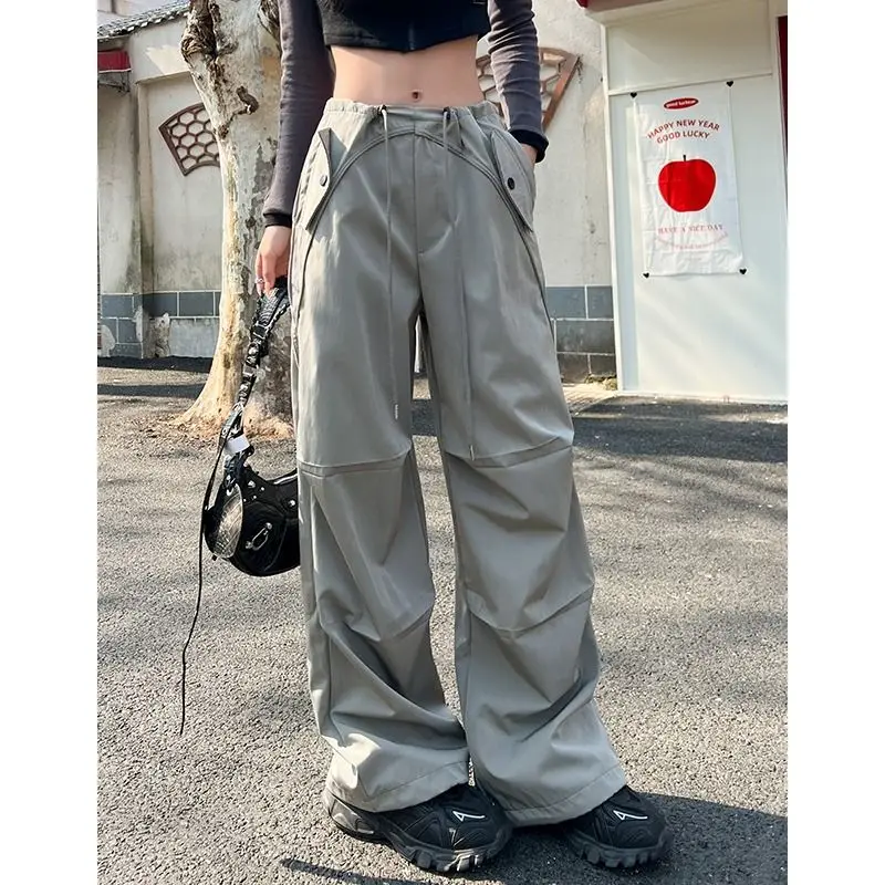 Spring and Autumn High Street American Style Large Pocket Functional Work Pants with Large Pockets and Loose Wide Leg Pants
Spring and Autumn High Street American Style Large Pocket Functional Work Pants with Large Pockets and Loose Wide Leg Pants