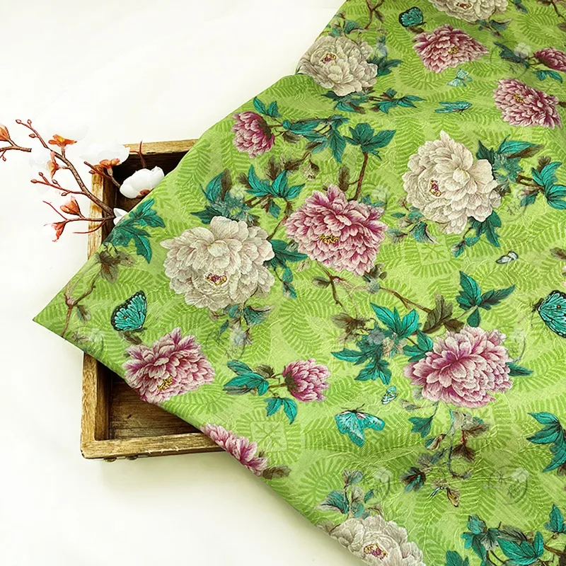 Лиоцел жаккардовая ткань с пионом и бабочкой по метрам, новый китайский стиль, платье Ципао Ханфу, материал, роскошная драпировка, текстиль ручной работы «сделай сам»
Лиоцел жаккардовая ткань с пионом и бабочкой по метрам, новый китайский стиль, платье Ципао Ханфу, материал, роскошная драпировка, текстиль ручной работы «сделай сам»