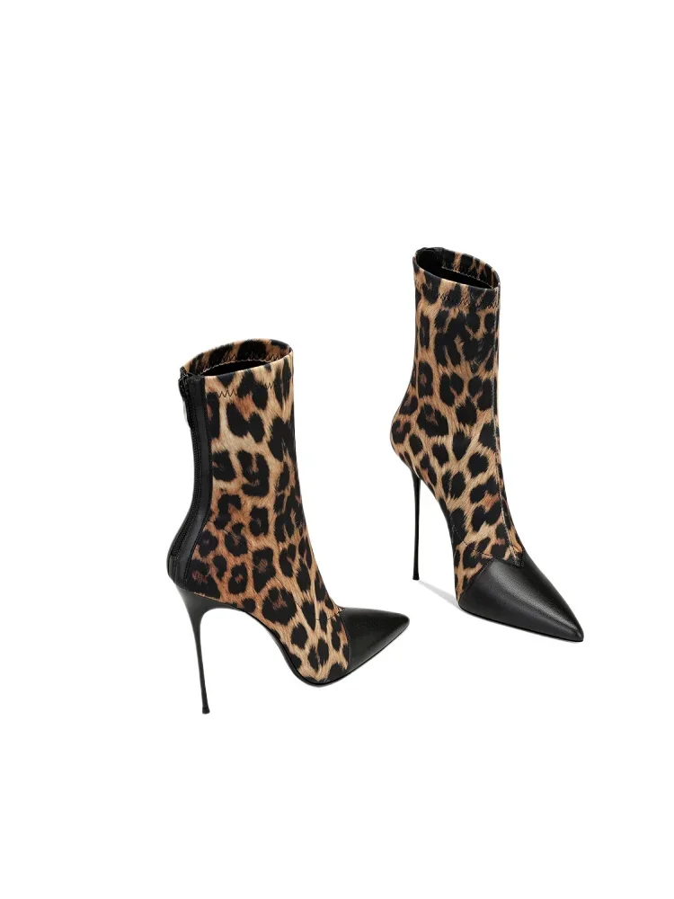 2025 Autumn and Winter New Women's High Heels Brown Leopard Print Pointed Fashion Boots Gift
2025 Autumn and Winter New Women's High Heels Brown Leopard Print Pointed Fashion Boots Gift