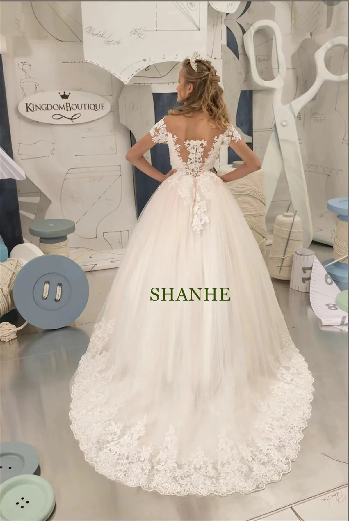 CustomizedIvory Flower Girl Dress Off Shoulder For Wedding Tulle Puffy Applique Lace Princess Child First Eucharistic Birthday P
CustomizedIvory Flower Girl Dress Off Shoulder For Wedding Tulle Puffy Applique Lace Princess Child First Eucharistic Birthday P