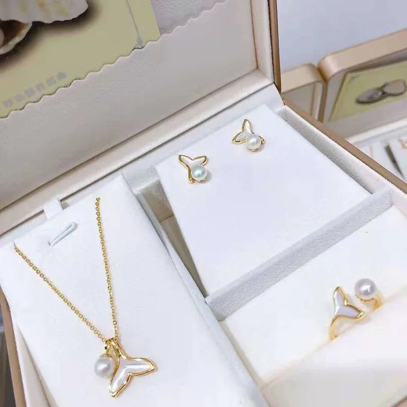 Natural Freshwater Pearl Three-Piece Set Suit Women All-Match Fashion Accessories Niche Design Pearl Suit Wholesale
Natural Freshwater Pearl Three-Piece Set Suit Women All-Match Fashion Accessories Niche Design Pearl Suit Wholesale