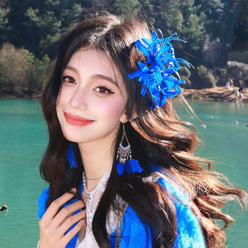 Blue Exaggerated Flower Hair Clip Suitable for Spring Summer Travel Photoaphy Women's Headwear Faionable Hair Accories
Blue Exaggerated Flower Hair Clip Suitable for Spring Summer Travel Photoaphy Women's Headwear Faionable Hair Accories