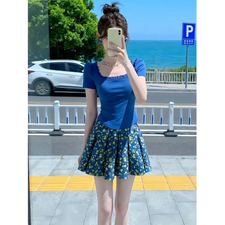 Summer New Women's Floral Print Square Collar Short Sleeve Set Half Skirt Breathable Chic Fashionable Casual Universal Fit
Summer New Women's Floral Print Square Collar Short Sleeve Set Half Skirt Breathable Chic Fashionable Casual Universal Fit