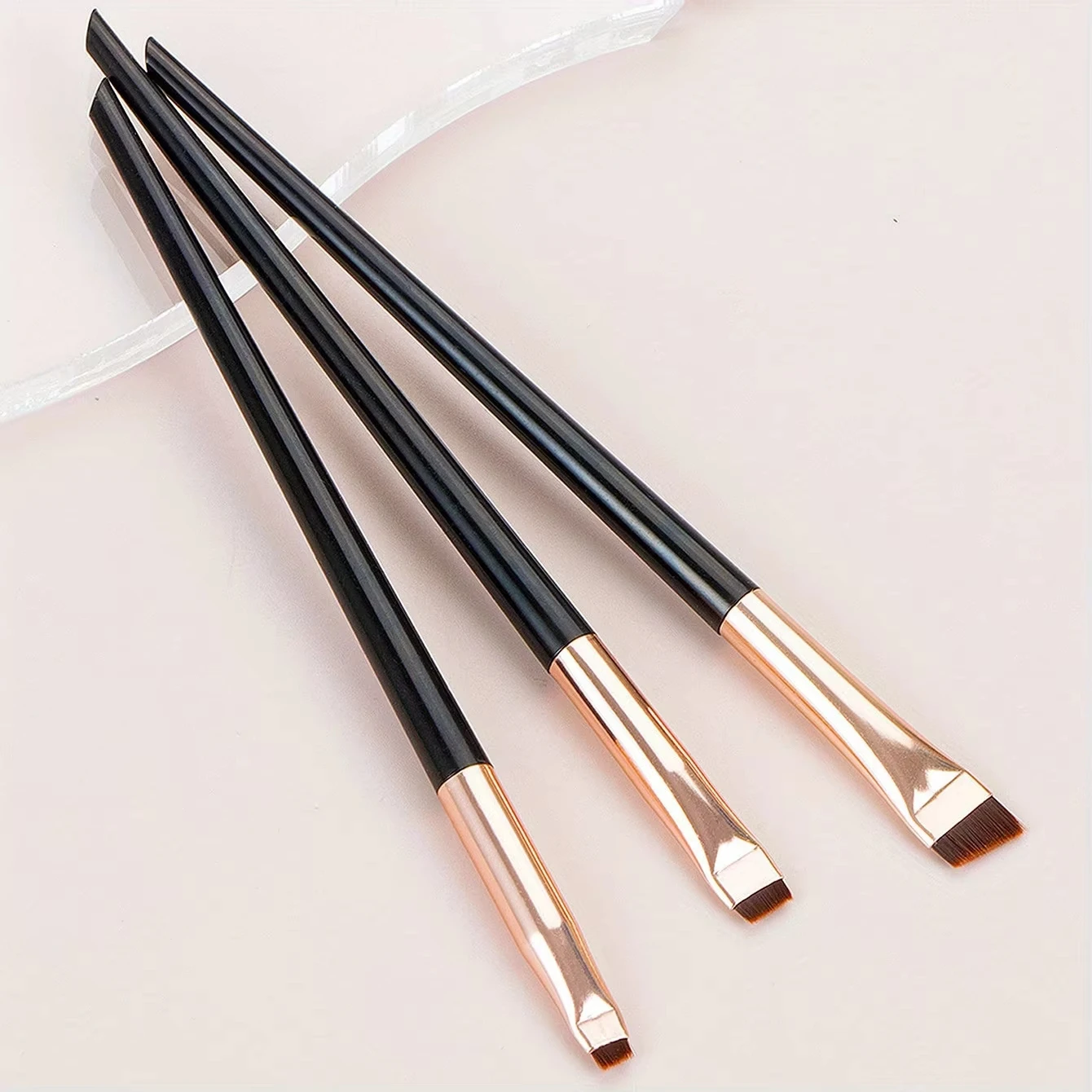 3-Piece Makeup Brush Set: Sickle-Shaped Eyeliner Brush, Fine Angled Eyebrow Brush, Eyeliner Brush, Ultra-Fine Eyeshadow Brush
3-Piece Makeup Brush Set: Sickle-Shaped Eyeliner Brush, Fine Angled Eyebrow Brush, Eyeliner Brush, Ultra-Fine Eyeshadow Brush