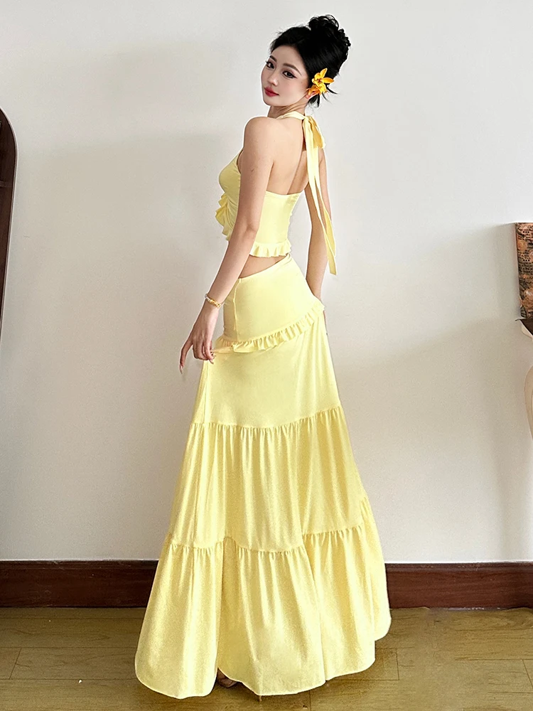 Weird Puss Halter Backless 2 Piece Set Women Ruched Elegant Crop Camisole+Elastic Waist Ruffles Long Skirts Street Trend Suits
Weird Puss Halter Backless 2 Piece Set Women Ruched Elegant Crop Camisole+Elastic Waist Ruffles Long Skirts Street Trend Suits