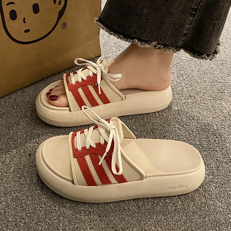 Hot Seller EVA Thick Soled One-piece Slippers for Women's Outdoor Wear 2025 Summer New Versatile and Fashionable Beach Sandals
Hot Seller EVA Thick Soled One-piece Slippers for Women's Outdoor Wear 2025 Summer New Versatile and Fashionable Beach Sandals