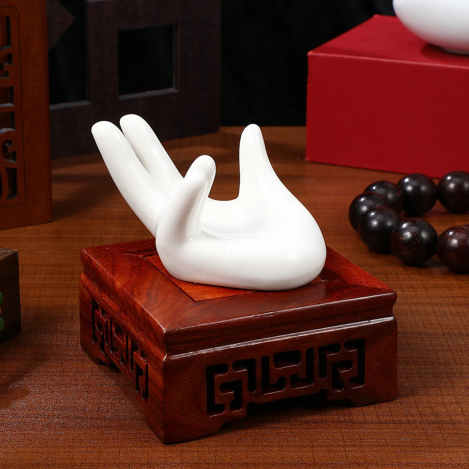 1Pcs Ceramics Hand Jewelry Holder Classic Desktop Decoration Jewelry Display Stand Photography Prop Ceramics Hand
1Pcs Ceramics Hand Jewelry Holder Classic Desktop Decoration Jewelry Display Stand Photography Prop Ceramics Hand