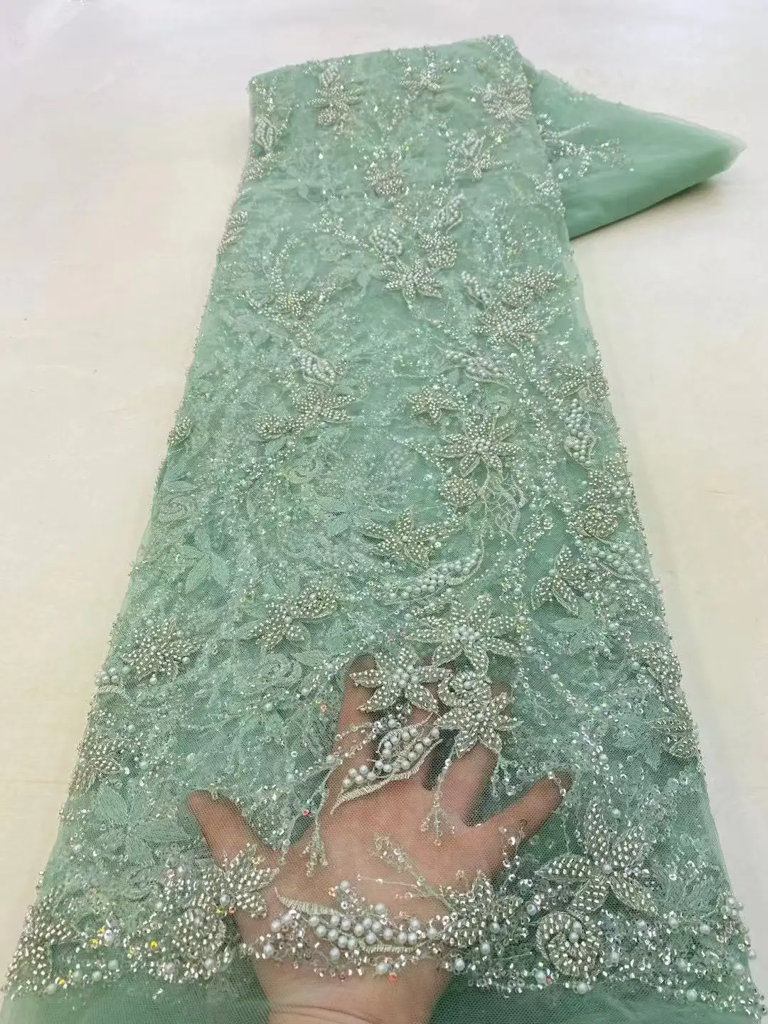 African Heavy Bead Lace Fabric 2025 High Quality Nigerian Sequins French Tulle Fabric Material For Wedding Party
African Heavy Bead Lace Fabric 2025 High Quality Nigerian Sequins French Tulle Fabric Material For Wedding Party