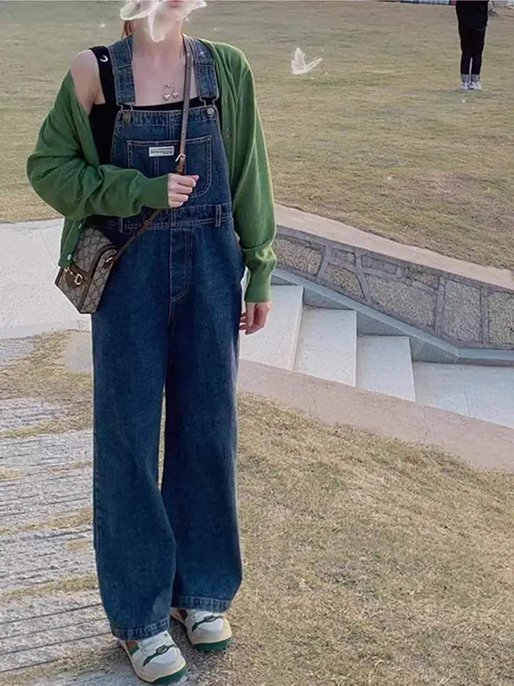 Loose Wide Leg Denim Overalls Women's Spring Autumn New Sle Straight Cut Trousers High Waist Long Pants Korean Version
Loose Wide Leg Denim Overalls Women's Spring Autumn New Sle Straight Cut Trousers High Waist Long Pants Korean Version